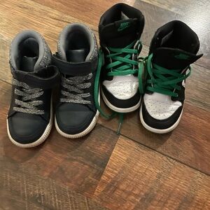 ‼️Bundle‼️
Carters sneakers and Jordan 1